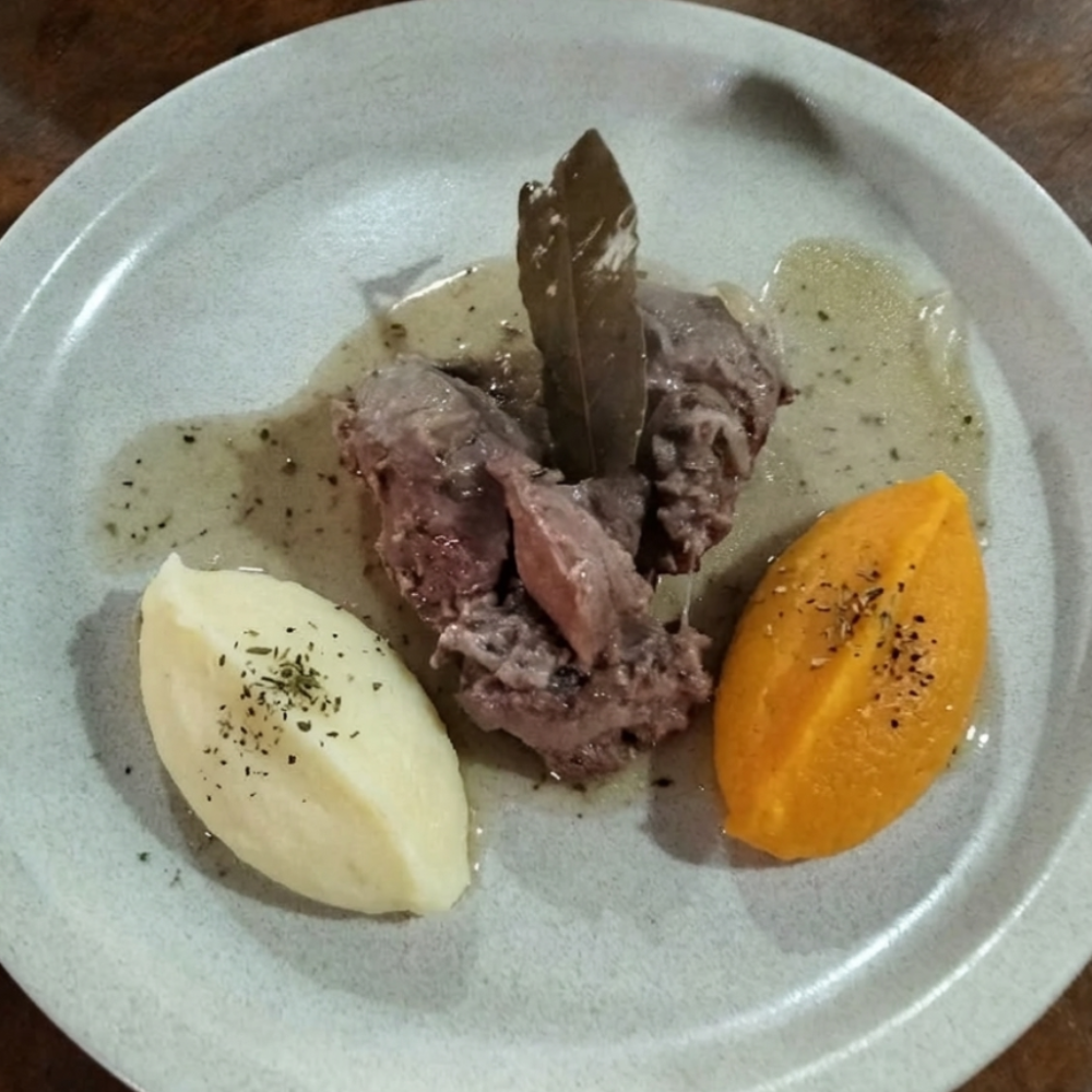 Slow cooked Pork cheeks in cider - Image 3